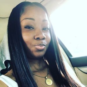 Meet your Posher, Tiffany